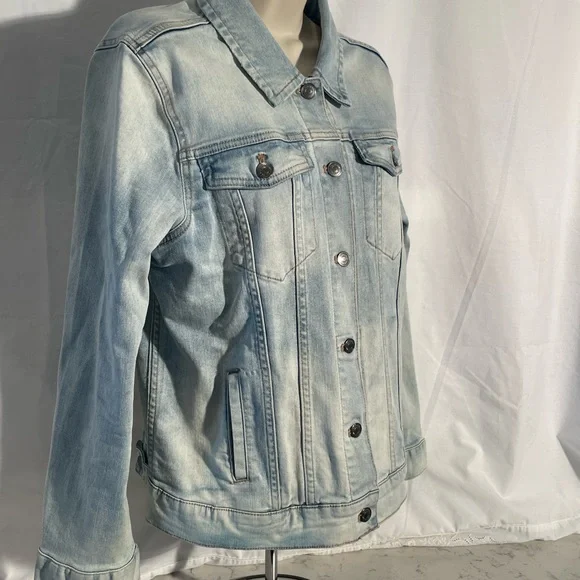 Garnet Hill Denim Jacket - Picture 3 of 9